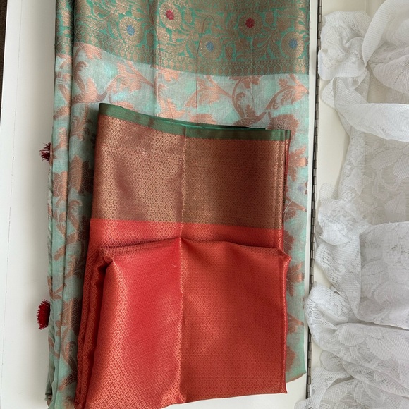 Indian women saree semi Banarasi with unstitched blouse pista green / orange - Picture 6 of 7